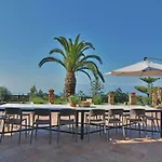 Lodge Provenza