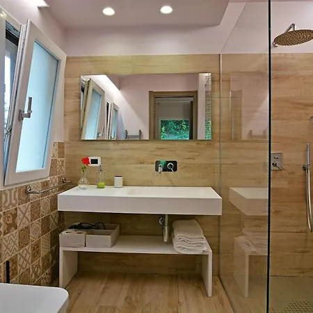 אכסניה Provenza צ'פאלו