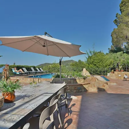 Provenza אכסניה *